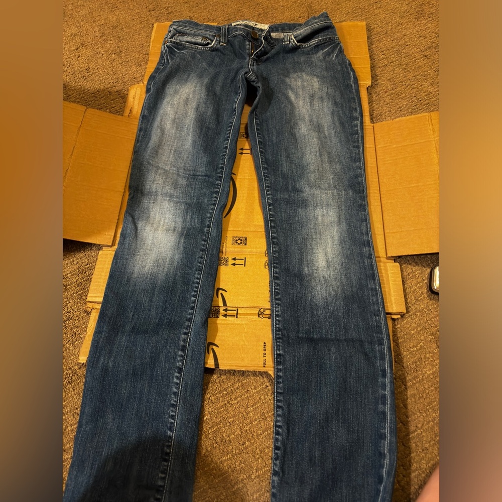 straight jeans